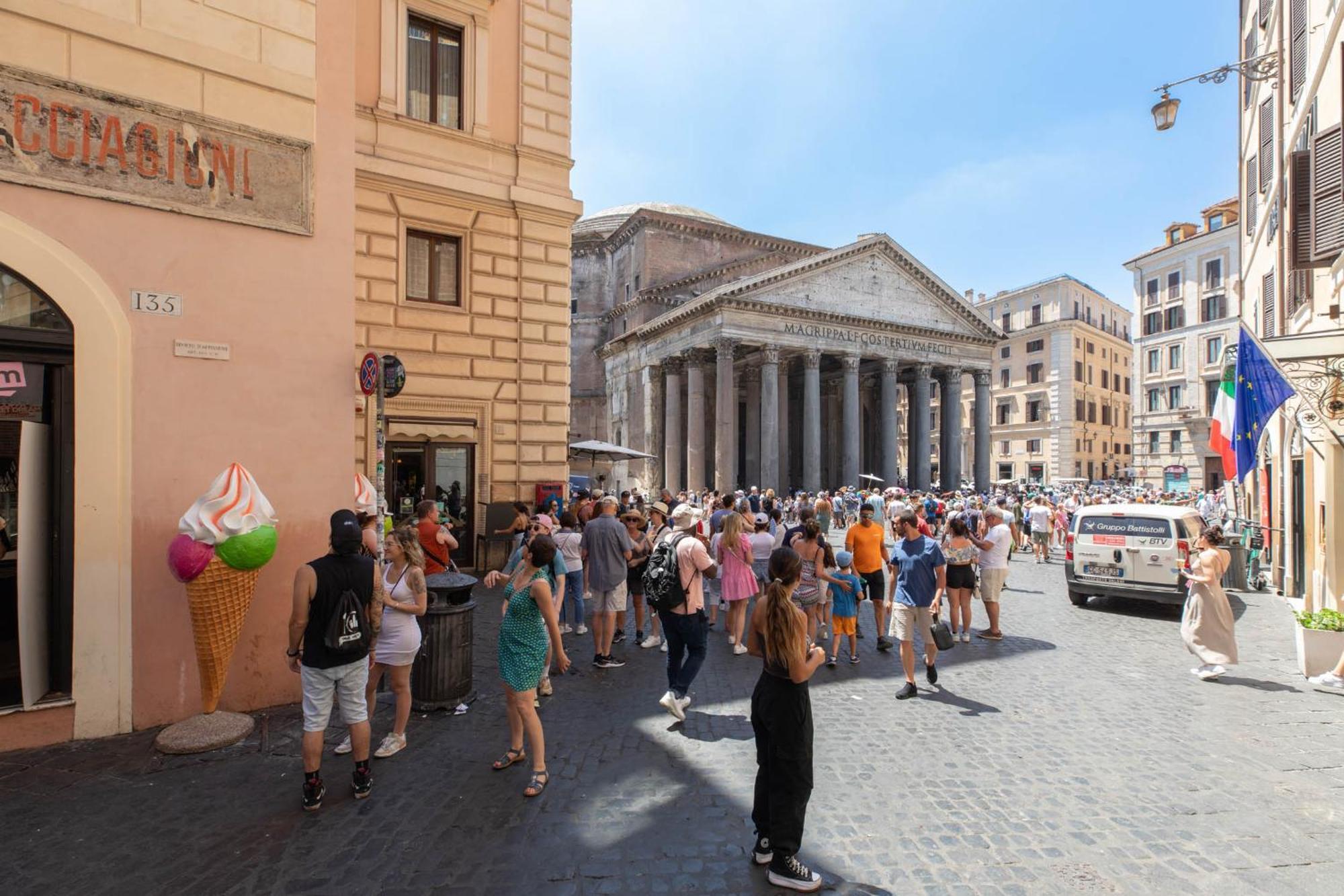 Iflat Pantheon'S Roomy And Friendly Apartment Ρώμη Εξωτερικό φωτογραφία